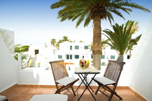 Elena Beach - By AZ Rentals