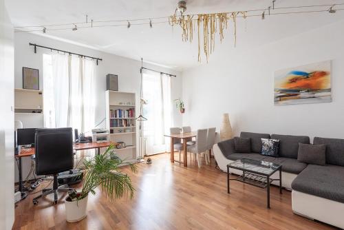 Grün, ruhig und zentral, großes Apartment mit Grünblick