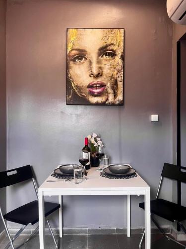 Super economy studios