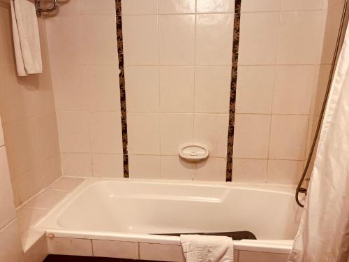 Ein Badezimmer in der Unterkunft Inter Luxury Hotel