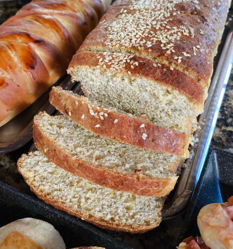 インの敷地内または近くでの食事または食べ物