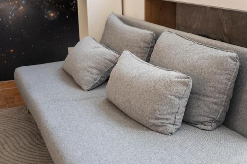Khu vực ghế ngồi tại L'étoilé Strasbourg Jacuzzi Détente & Confort