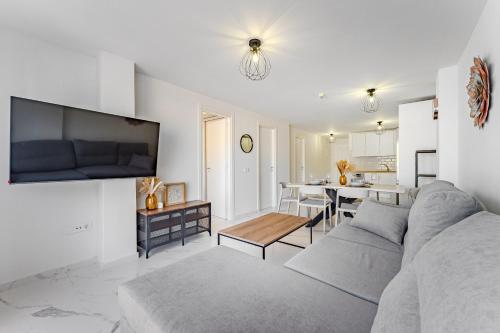 2 BDR Charming Stay in Los Cristianos