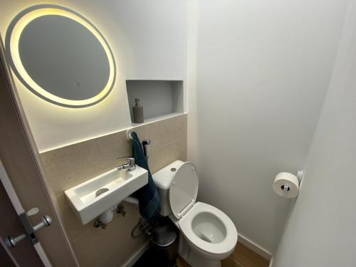 Bright & Quiet Apartment Close to Central Valencia