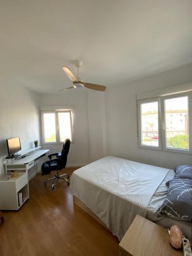 Bright & Quiet Apartment Close to Central Valencia