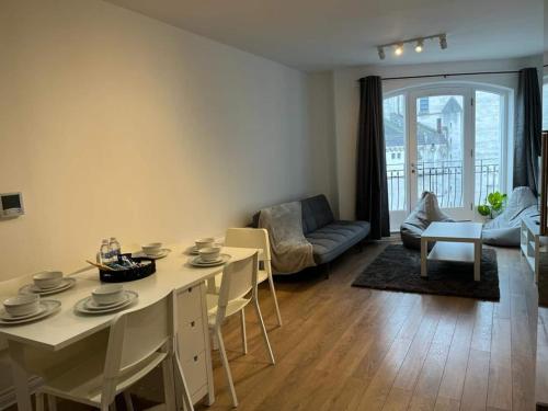 Χώρος καθιστικού στο Luxury 2 Bed Gem In Heart Of Belfast