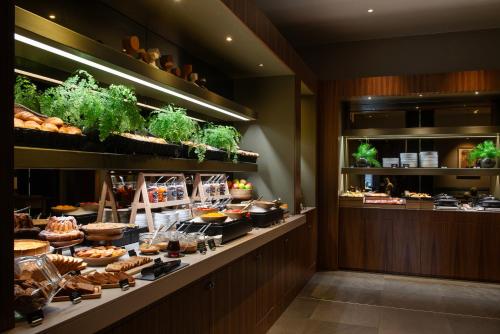 Jídlo v hotelu nebo okolí