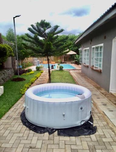 Piscina en o cerca de Villa Nirvana