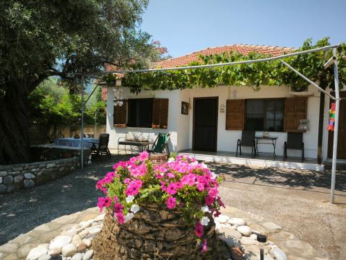 Kinira Seaside House