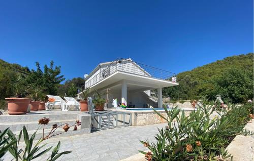 En have udenfor Holiday Apartment Grscica 07