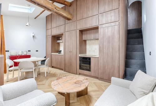 Mykeypers Luxury and Design Loft 2BR 6P with AC Bastille