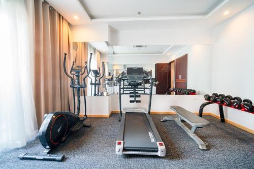 Gimnasio o instalaciones de fitness de Galliot Hotel Nha Trang