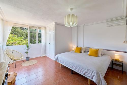 Calma Casa Mayor - Your Mediterranean Home Office