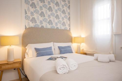 Conde Ibarra Center Suite by Valcambre