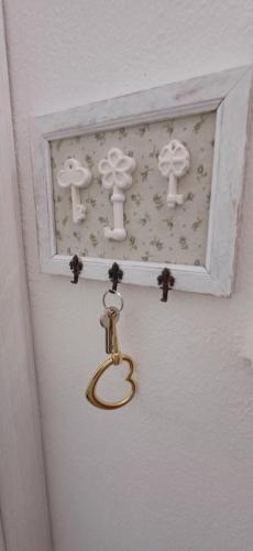 a door with a bunch of mushrooms on it at La casa di Cry in Cagliari