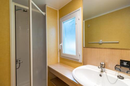 Koupelna v ubytování Mobilhome Le Carreyrou