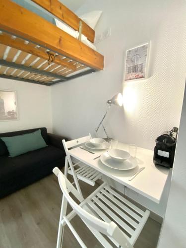 New 124 Suite Anouck - Cosy Apartment Paris Center