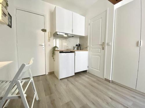 New 124 Suite Anouck - Cosy Apartment Paris Center