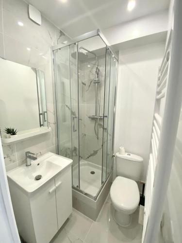 New 124 Suite Anouck - Cosy Apartment Paris Center