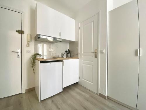 New 124 Suite Anouck - Cosy Apartment Paris Center