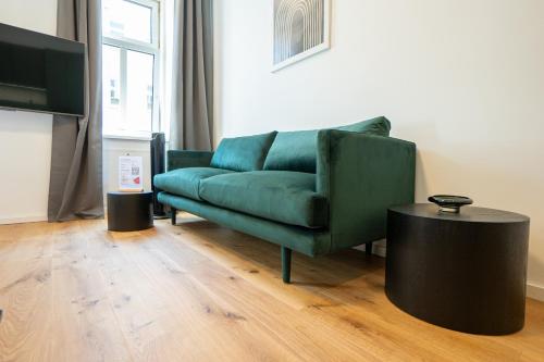Modern stay with king-size bed Self check-in