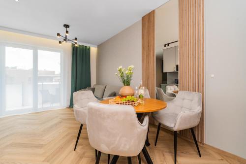 APARTAMENTY MIERZEJA - STEGNA PARK II, Studio 24m2, 500 m od plaży, bezpłatny meleks