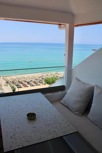 Gallery image of Noema in Loutsa