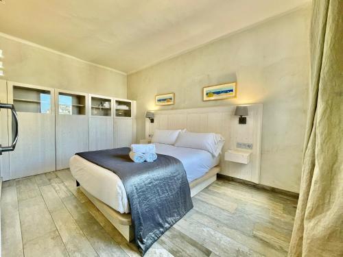 BarcelonaForRent Market Penthouse