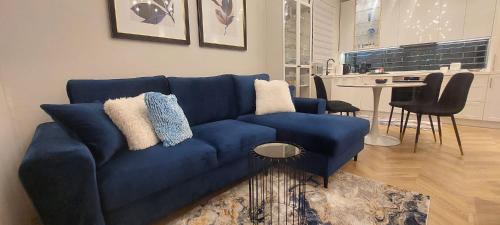 Apartment 20 minutes from Warsaw with Balcony by Noclegi Renters