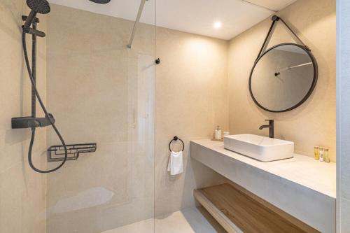 Stylish 2Bed Magna Marbella Apartment
