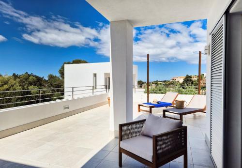 Μπαλκόνι ή βεράντα στο Apartamentos Proa - Emar Hotels Only Adults