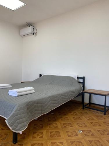 Een bed of bedden in een kamer bij Era Maris