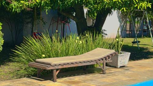 Taman di luar HOTEL KAMPÔ Suítes