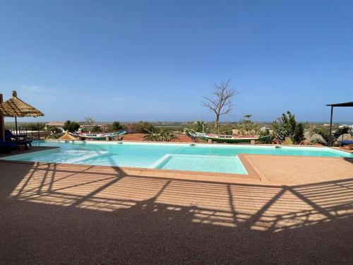 Exclusive villas with lagoon and sea viewsの敷地内または近くにあるプール