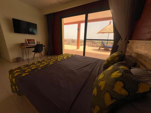 Exclusive villas with lagoon and sea viewsにあるテレビまたはエンターテインメントセンター