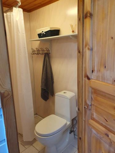 Ένα μπάνιο στο Apartment with loft, office if you need this