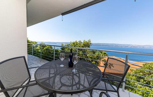 2 Bedroom Stunning Apartment In Stanici