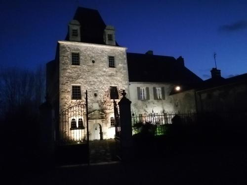 Fotografie z fotogalerie ubytování Logis de La Roulière v destinaci La Chapelle-Bertrand