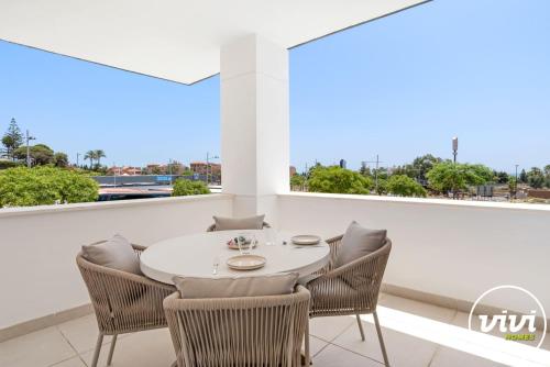 ViVi Homes - Indigo - Pool - Gym - Terrace