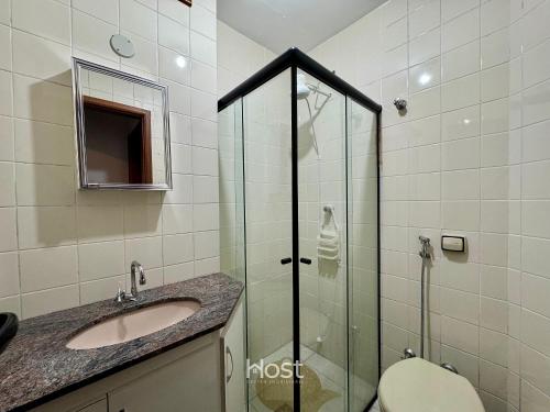 Koupelna v ubytování Ap Central com Ar Cond. e Piscina no Condomínio
