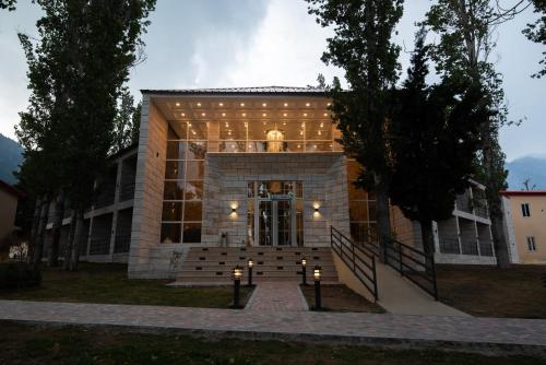 Gallery image of Green Pak Kalam by Pearl Continental in Kalām
