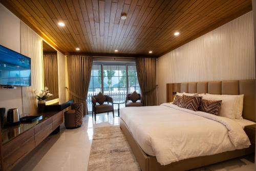Gallery image of Green Pak Kalam by Pearl Continental in Kalām