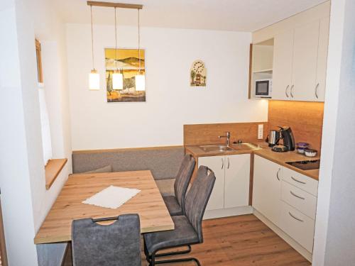 Kuchyň nebo kuchyňský kout v ubytování Apartment File by Interhome
