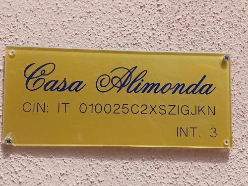 Chứng chỉ, giải thưởng, bảng hiệu hoặc các tài liệu khác trưng bày tại Casa Alimonda