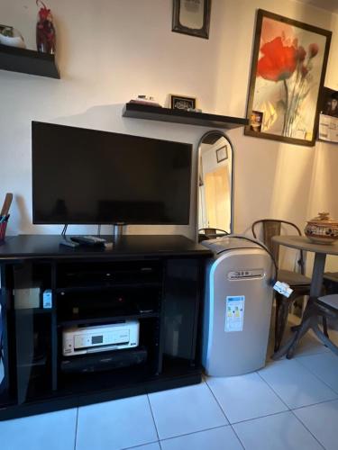 Studio magnan grand balcon