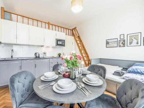 Apartment Nekazanka by Interhome