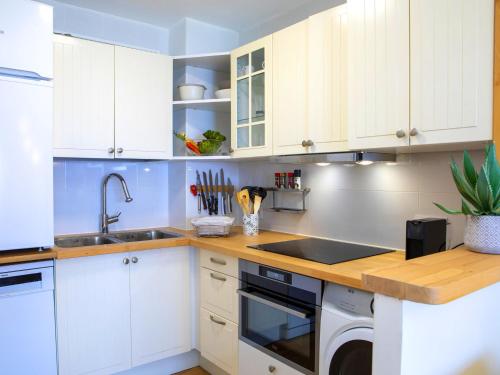 Apartment Sirena by Interhome
