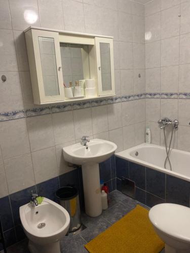 Ένα μπάνιο στο Apartman Sena