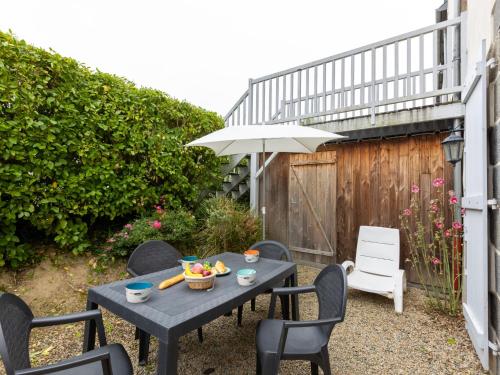 Apartment La Tréherais by Interhome