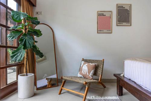 Posezení v ubytování Villa Umawake bungalows by Fave Jaya Residences